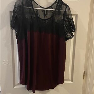 Torrid Plus Size 2 Black and Burgundy Lace Blouse
